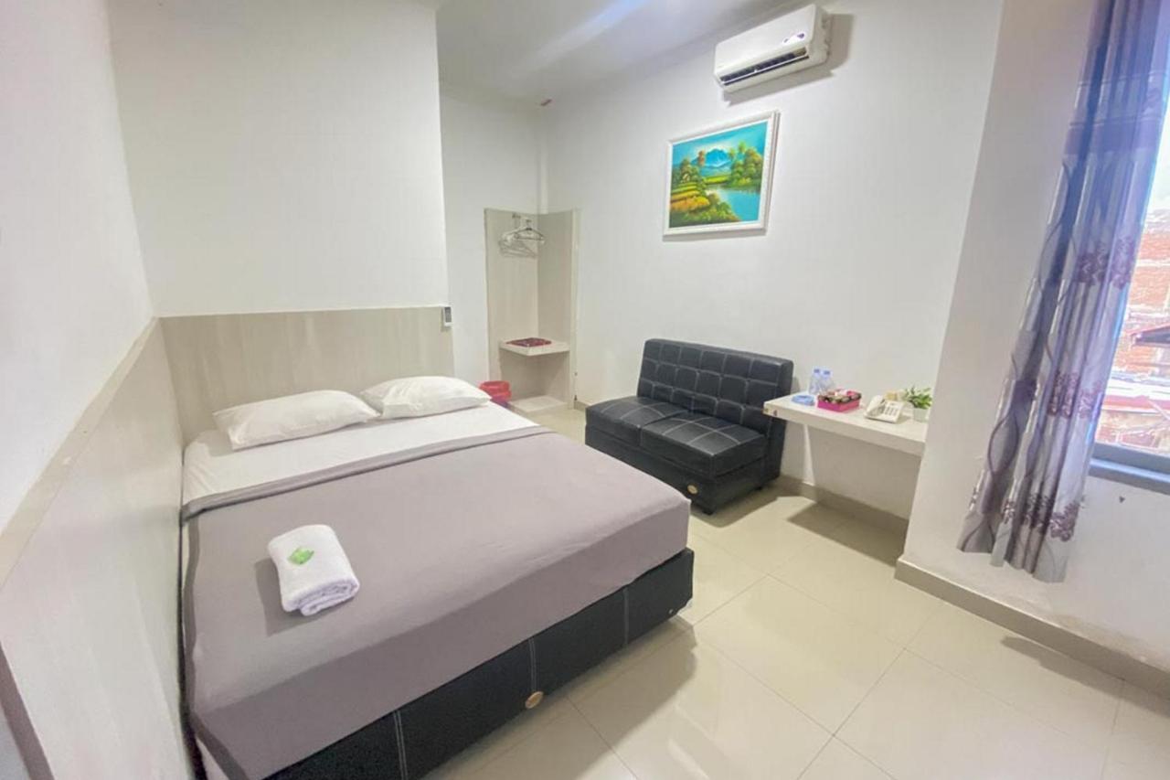 Hotel Giga Sidrap Rappang Buitenkant foto